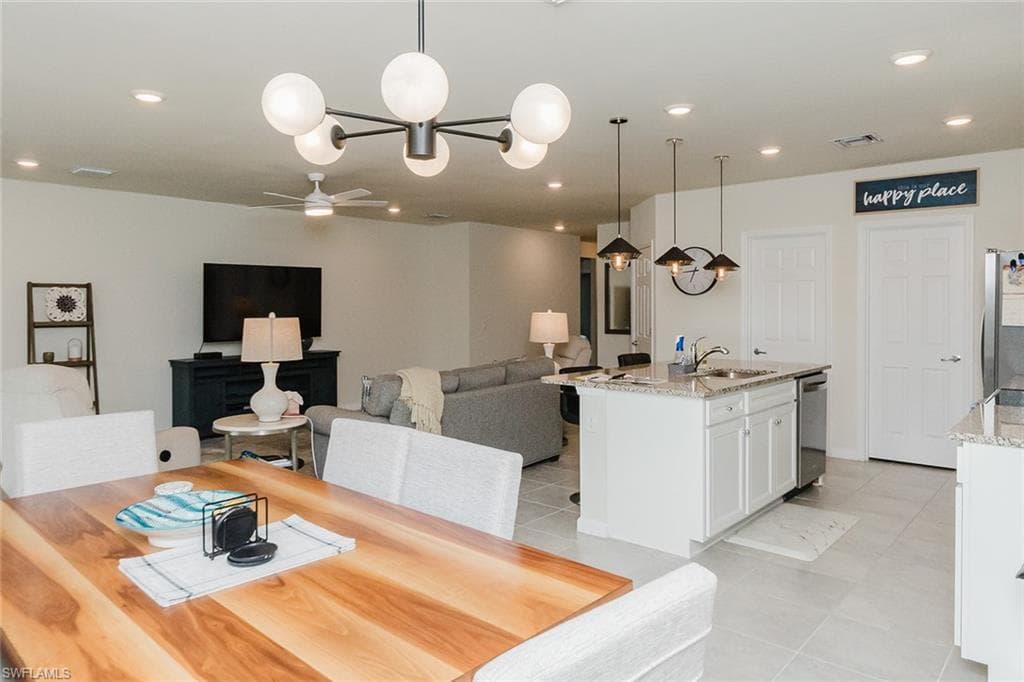 6168 Harmony DR-18