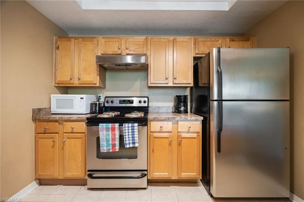 3344 N Key DR 7-12