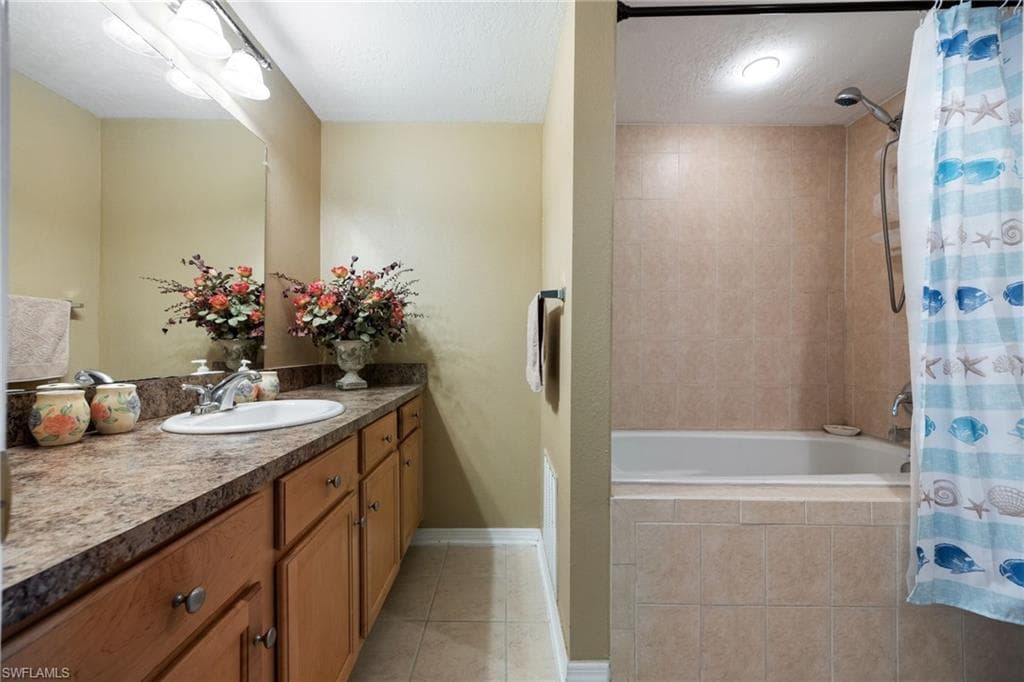 3344 N Key DR 7-15
