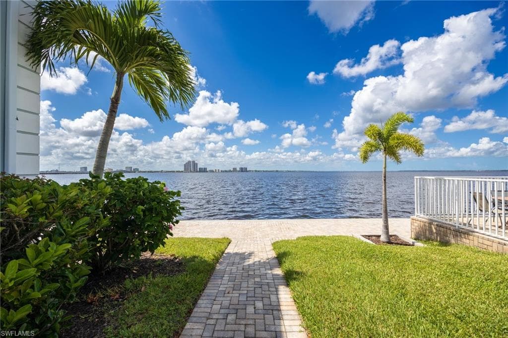 3344 N Key DR 7-19