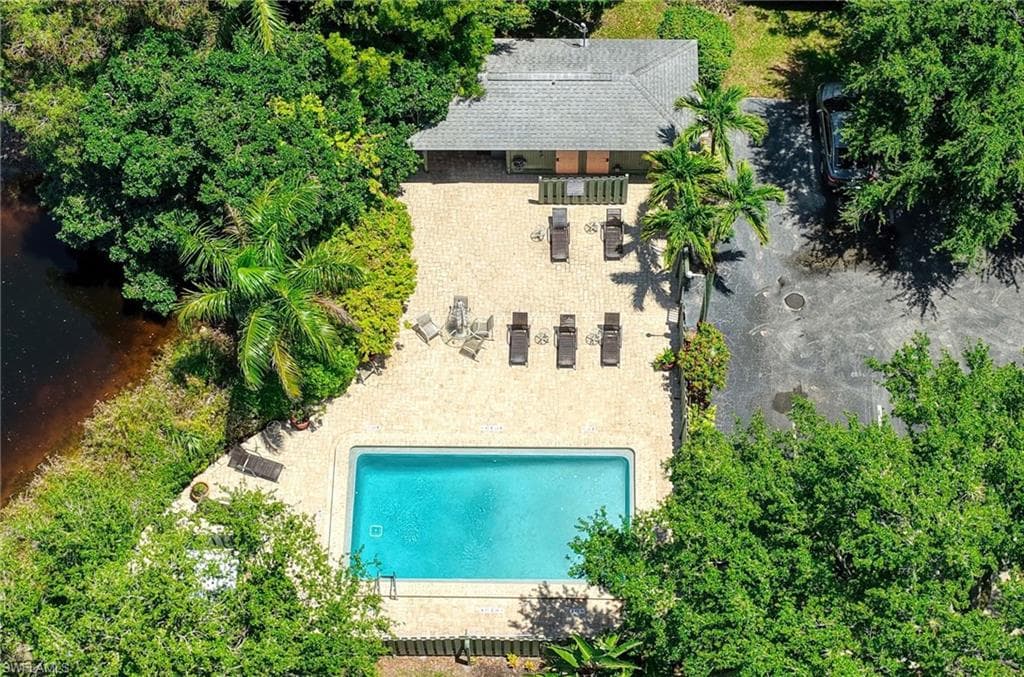 1325 Solana RD K3-22