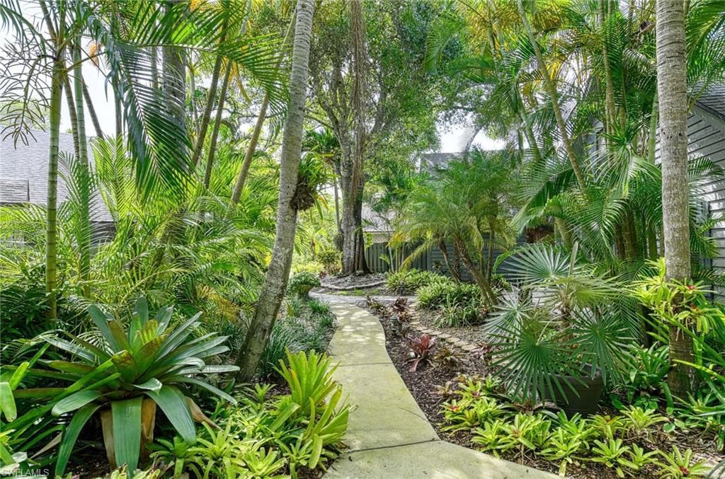 1325 Solana RD K3-4