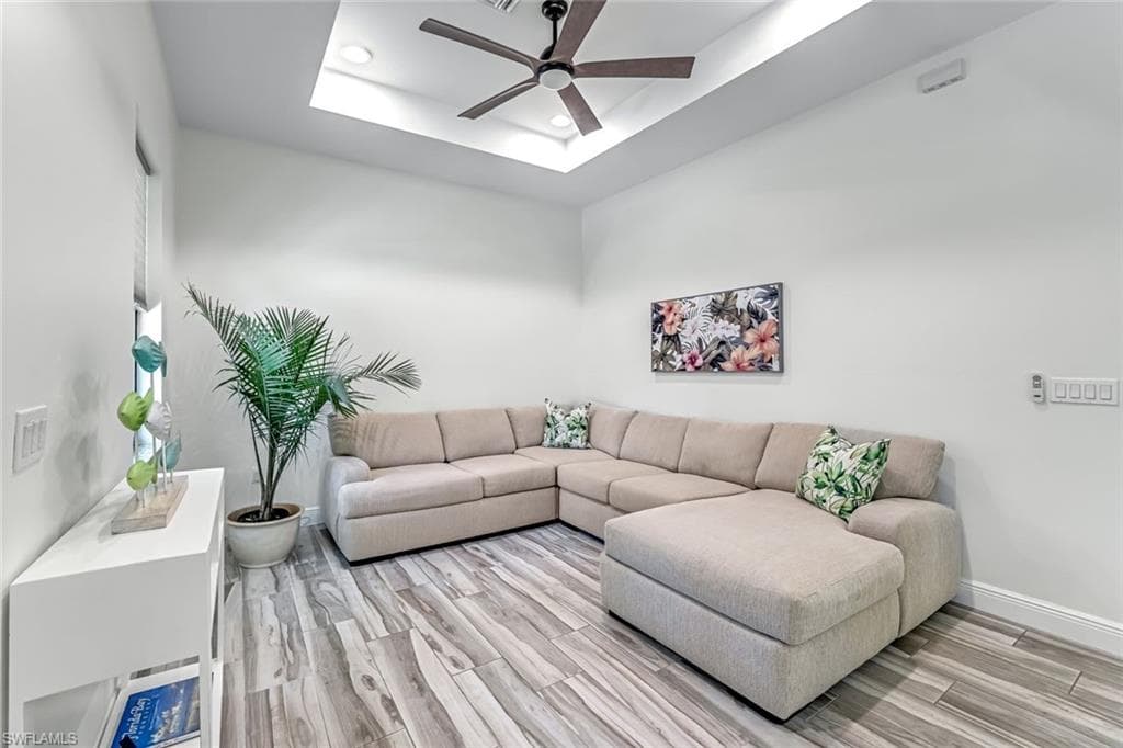 3980 Full Moon CT-6