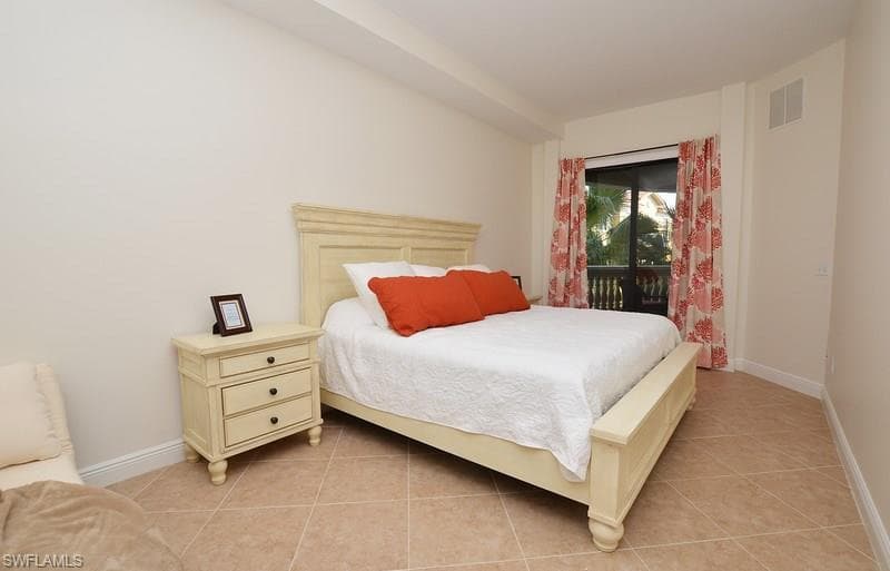 8011 VIA MONTE CARLO WAY 2209-15