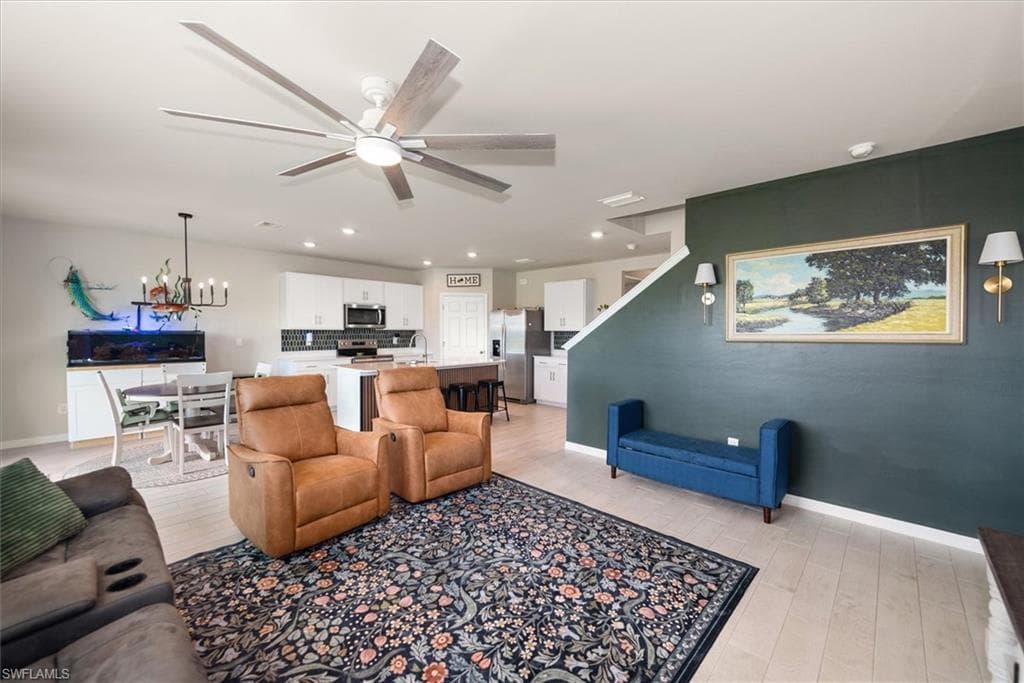 2849 Pillar Coral LN-6