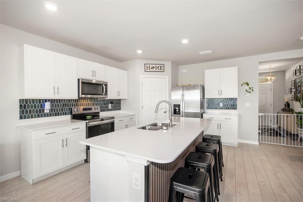 2849 Pillar Coral LN-5