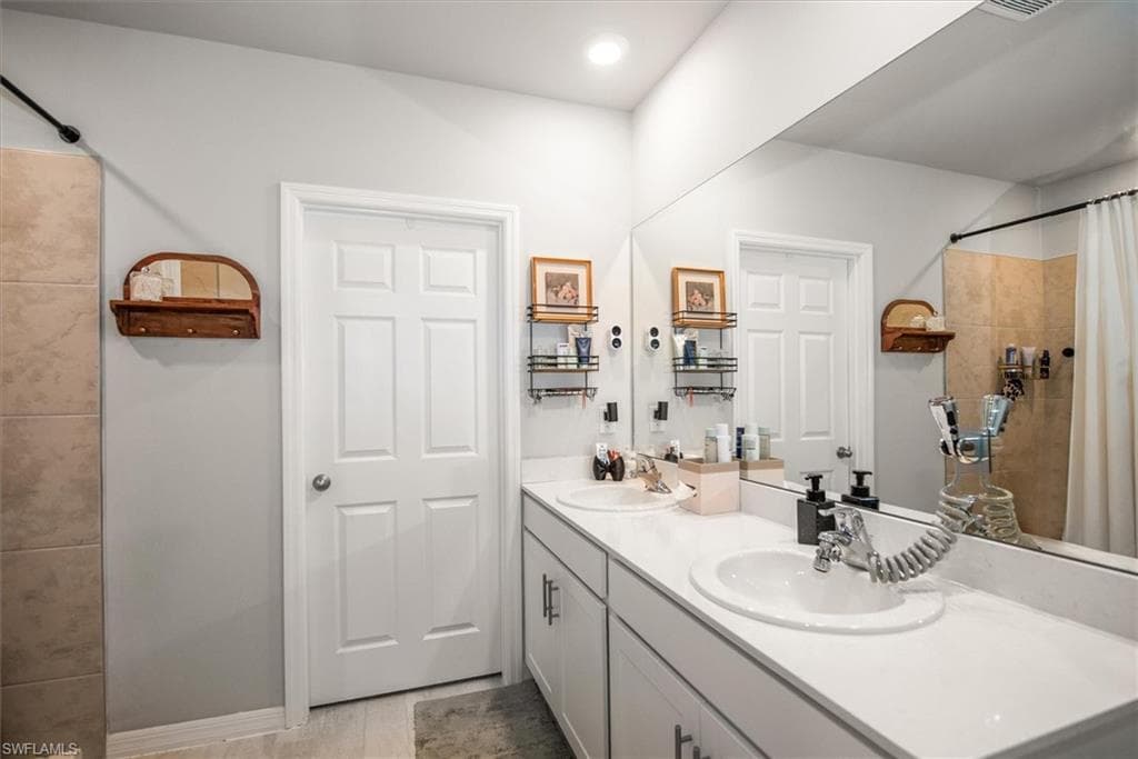 2849 Pillar Coral LN-20