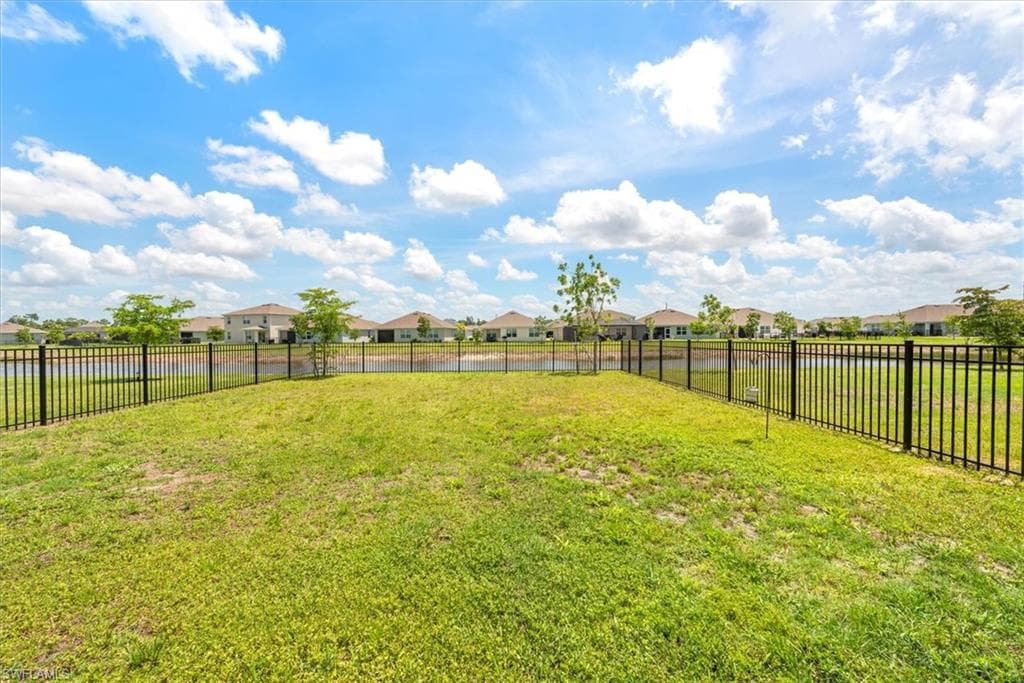 2849 Pillar Coral LN-11