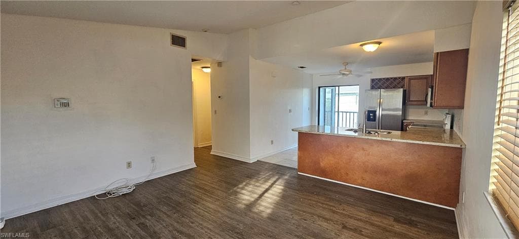 4904 Vincennes CT 209-3