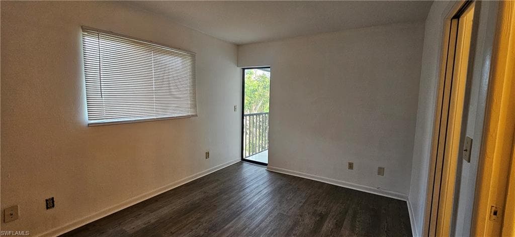 4904 Vincennes CT 209-11