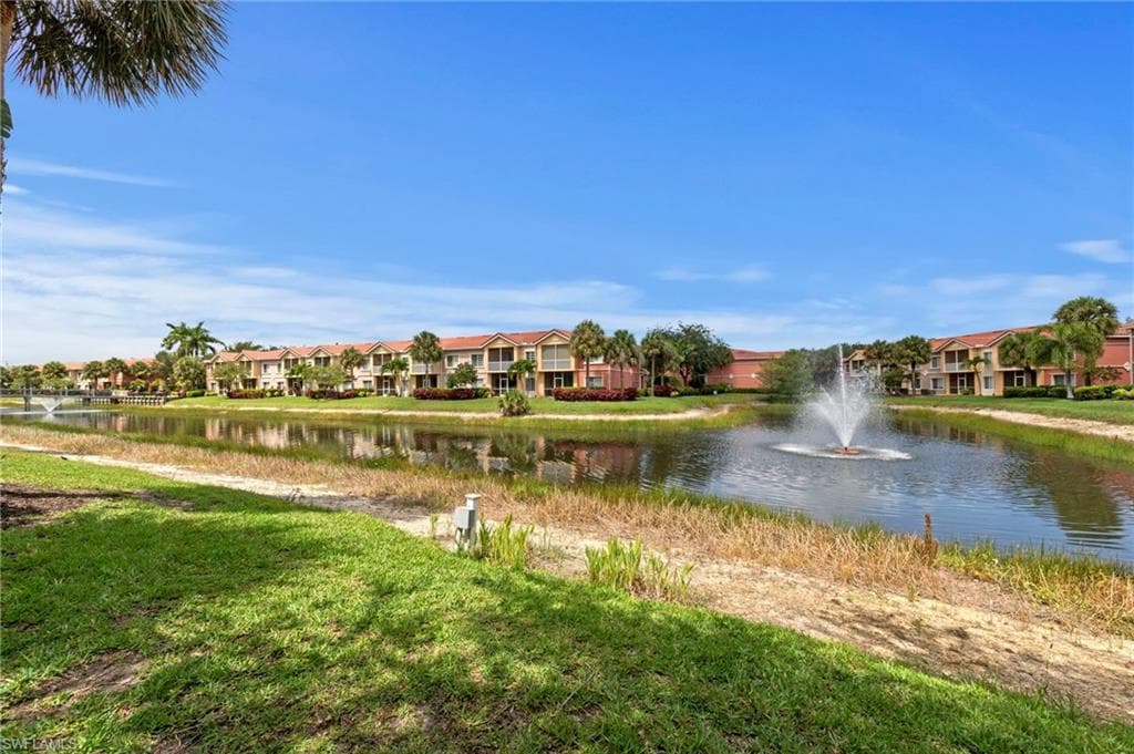 20261 Estero Gardens CIR 207-32
