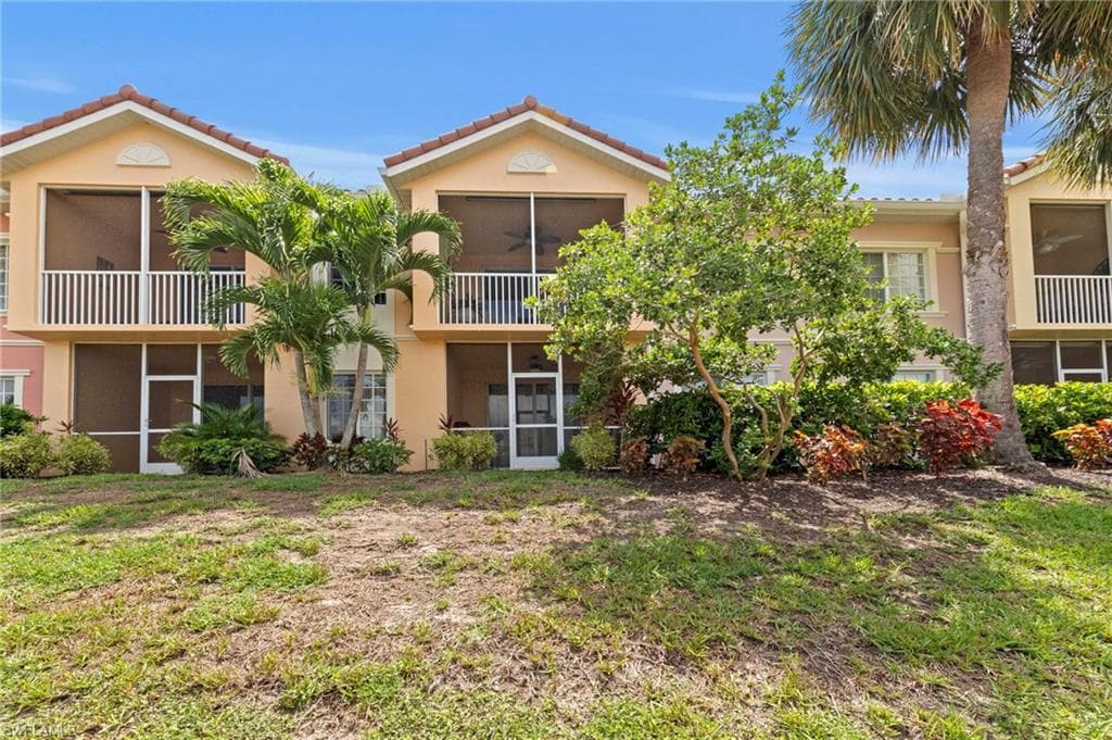 20261 Estero Gardens CIR 207-33