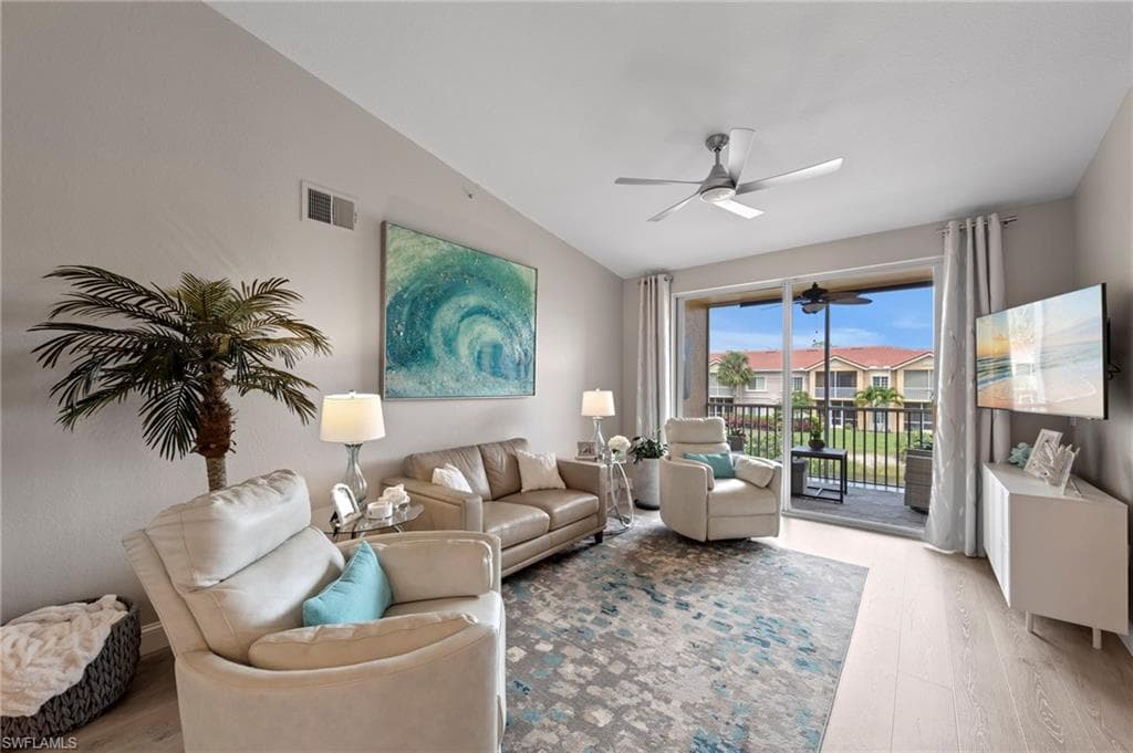 20261 Estero Gardens CIR 207-15