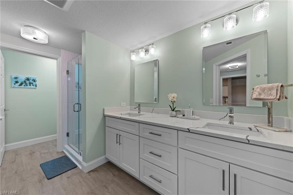 20261 Estero Gardens CIR 207-19
