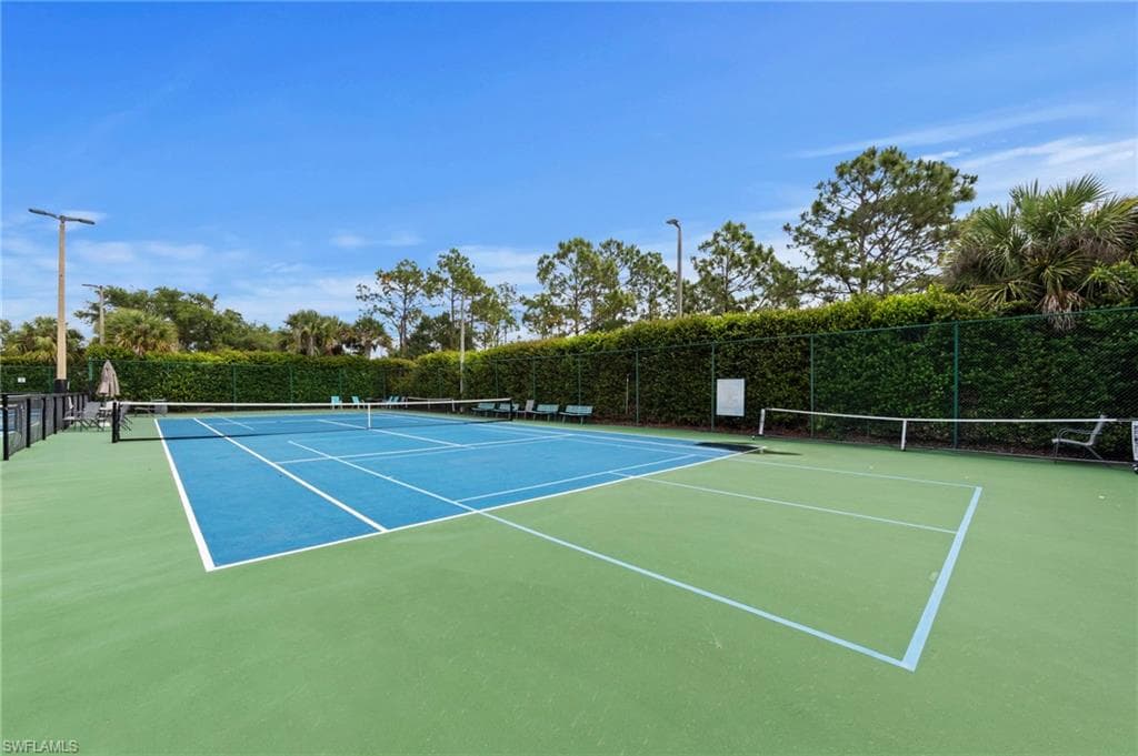 20261 Estero Gardens CIR 207-44