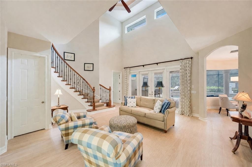 2116 Harlans RUN-7