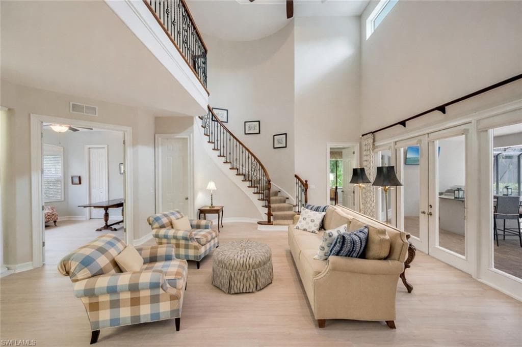 2116 Harlans RUN-8