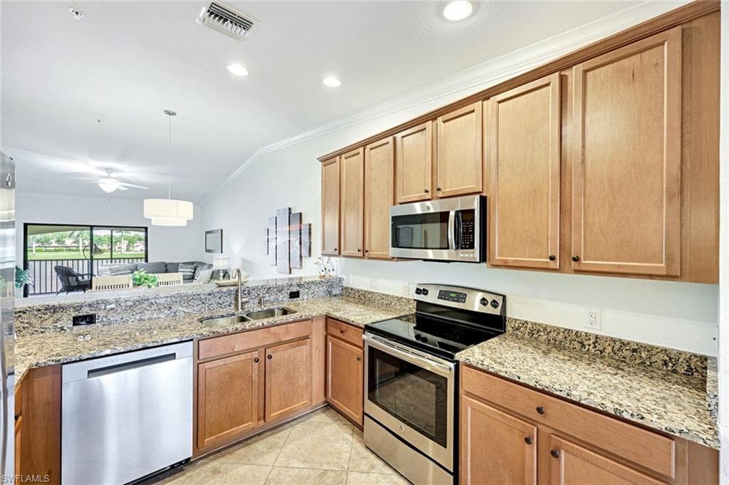 9509 Avellino WAY 1822-5