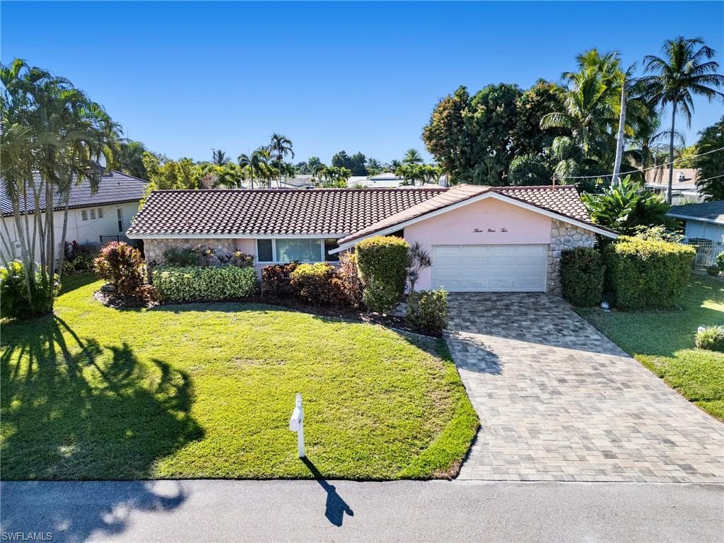 392 Snow DR-49