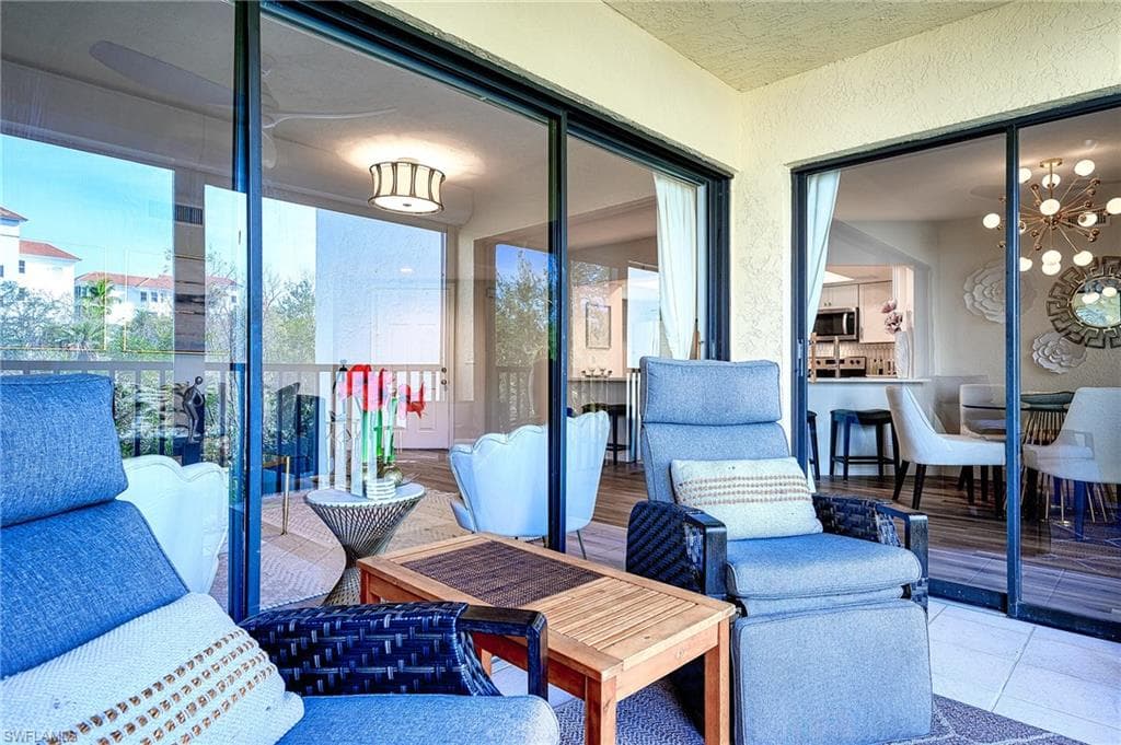 586 Beachwalk CIR O-205-23