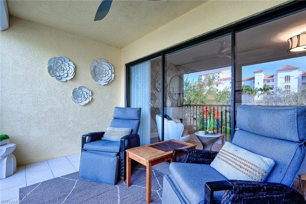 586 Beachwalk CIR O-205-22