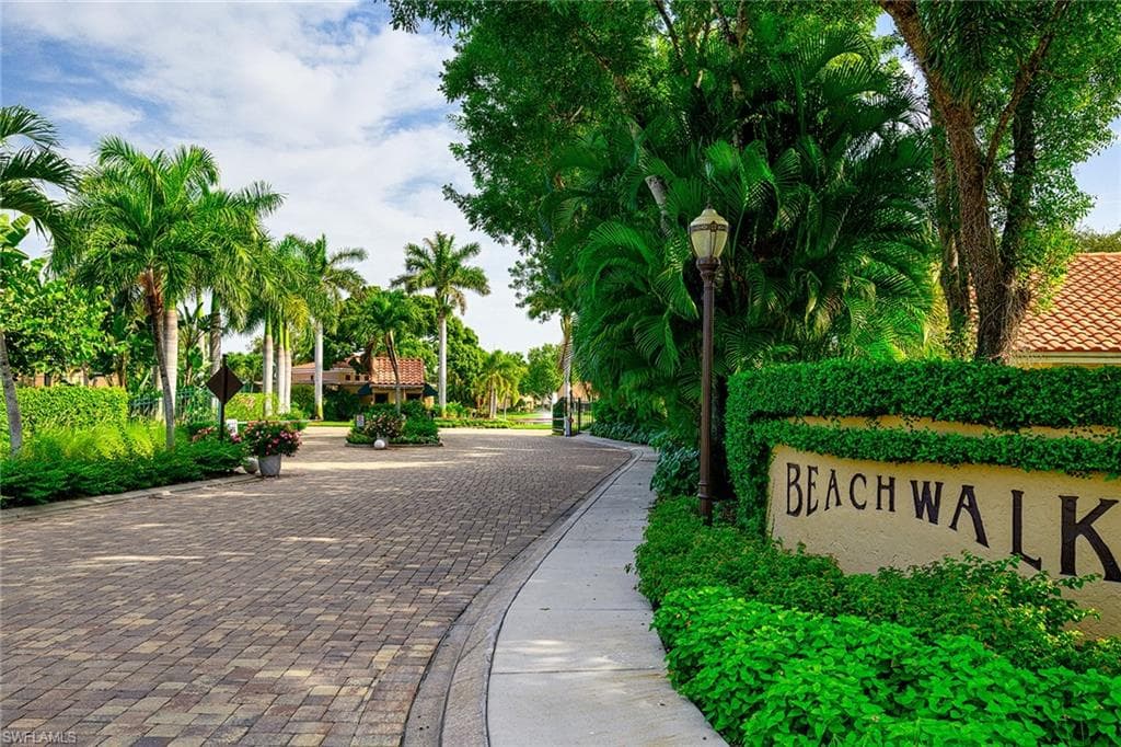 586 Beachwalk CIR O-205-24