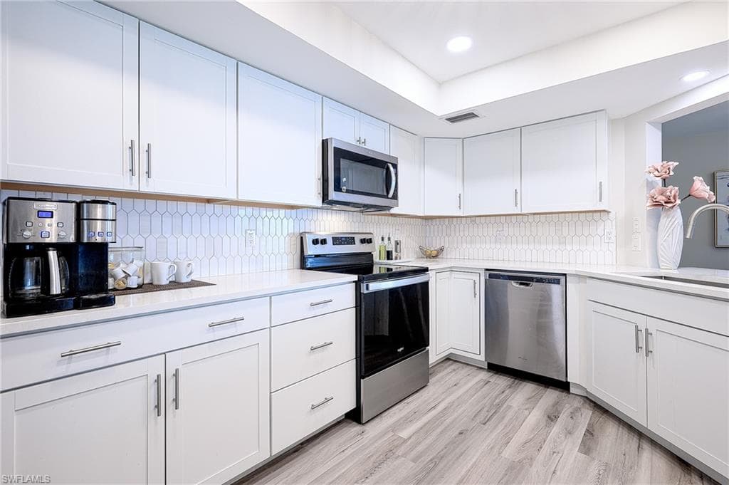 586 Beachwalk CIR O-205-8
