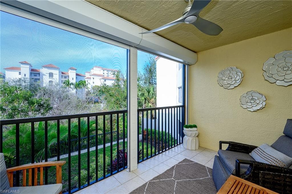 586 Beachwalk CIR O-205-21
