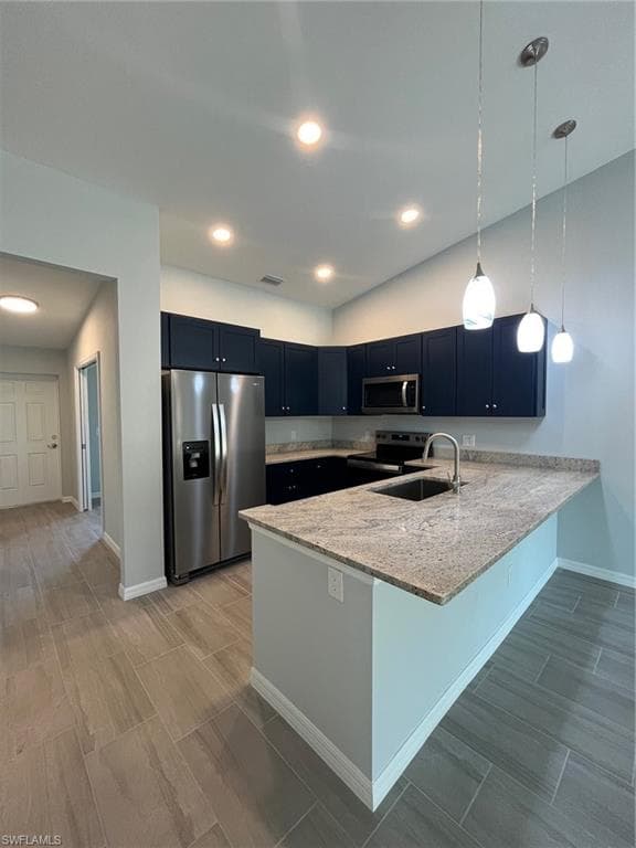 5653 Genesee PKWY 5653-3