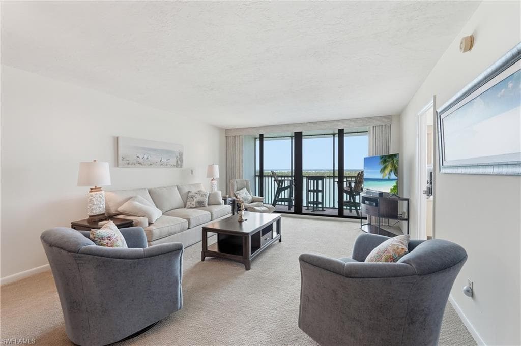4223 Bay Beach LN 4F-13