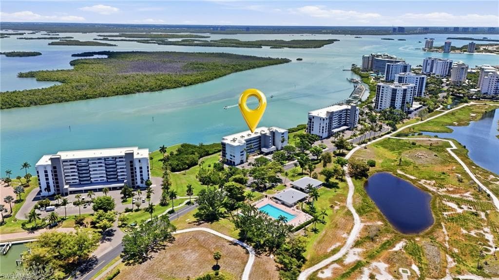 4223 Bay Beach LN 4F-30