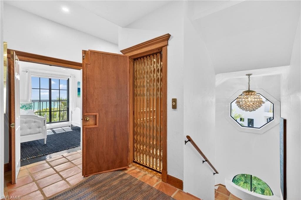 17201 Captiva DR-34