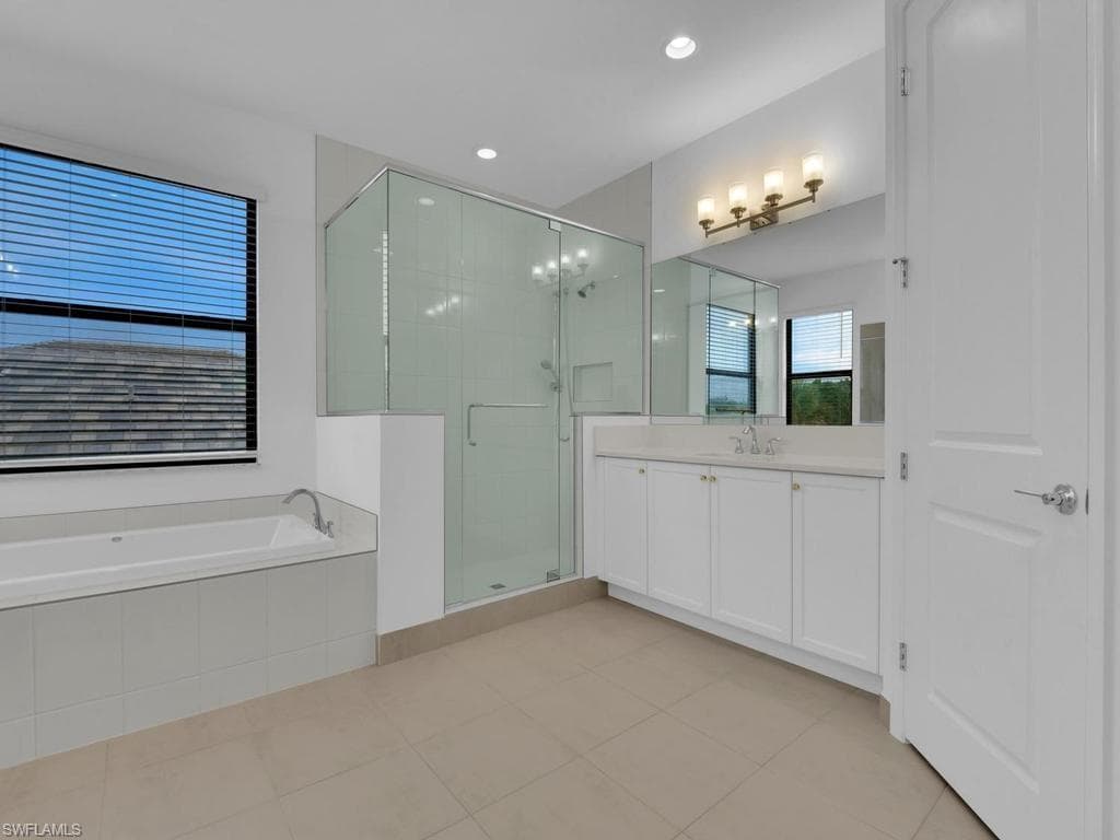 20581 Fair Oak LN-27