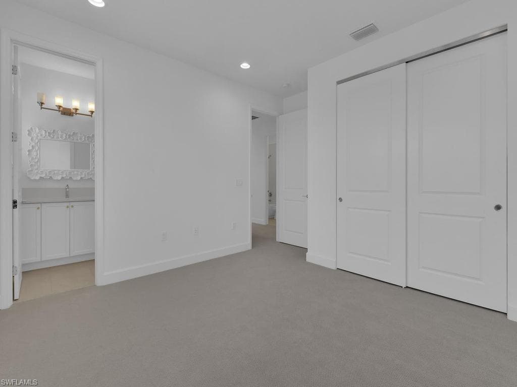 20581 Fair Oak LN-34