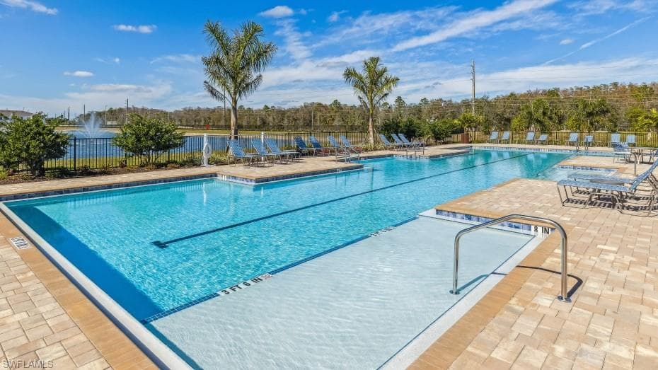 8010 CEDAR KEY WAY-36