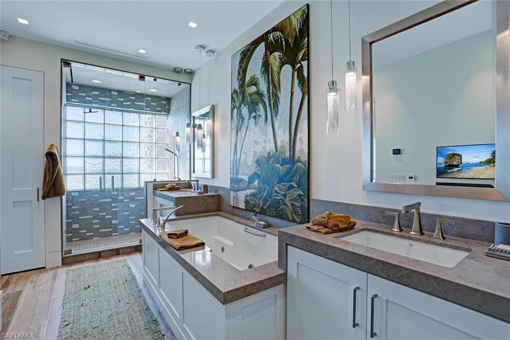 255 Barefoot Beach BLVD 4-27