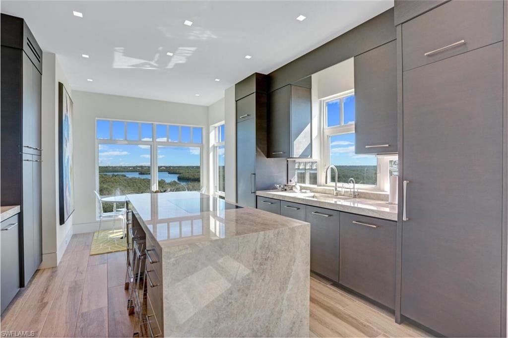 255 Barefoot Beach BLVD 4-16