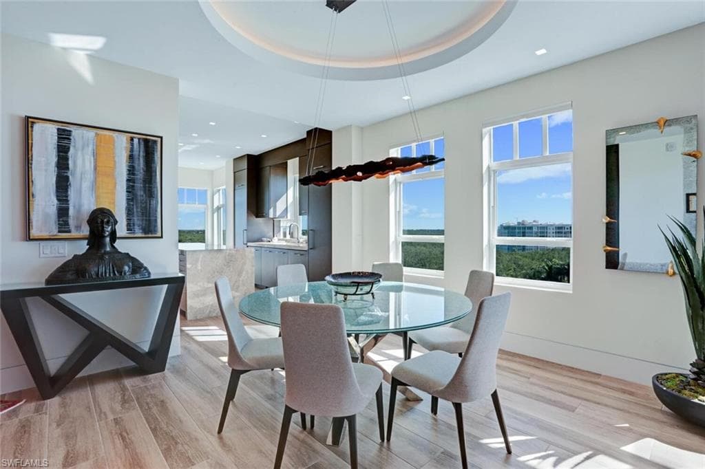 255 Barefoot Beach BLVD 4-22