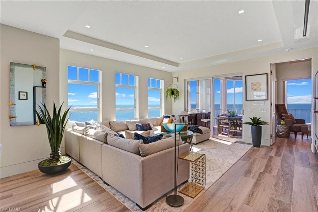 255 Barefoot Beach BLVD 4-7