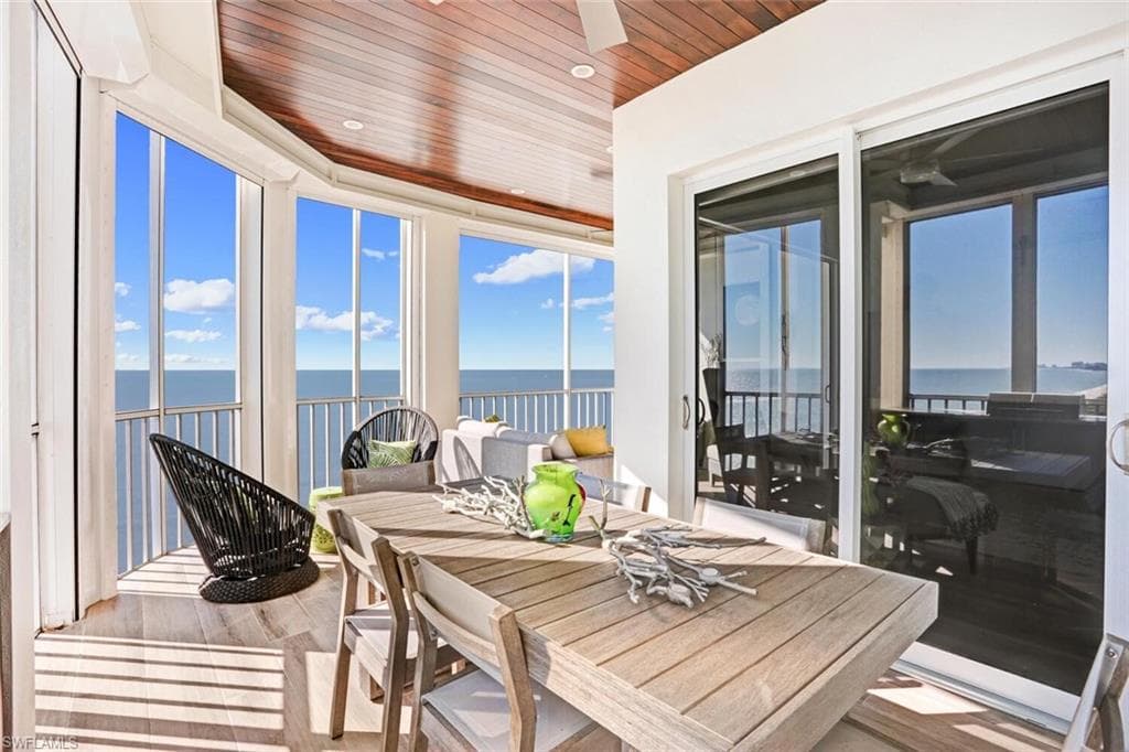 255 Barefoot Beach BLVD 4-3