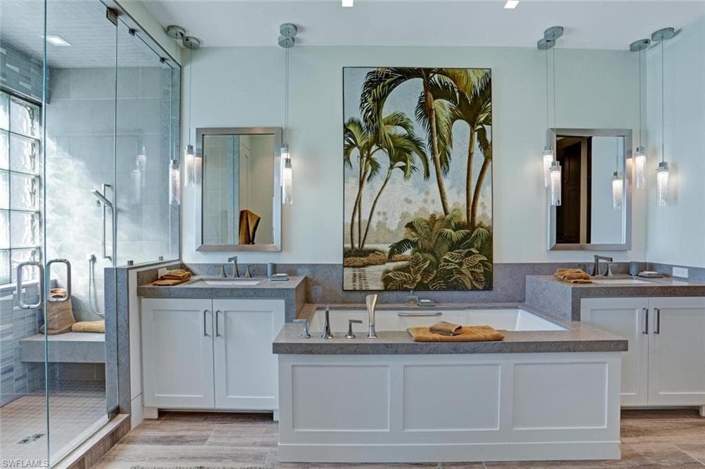 255 Barefoot Beach BLVD 4-28