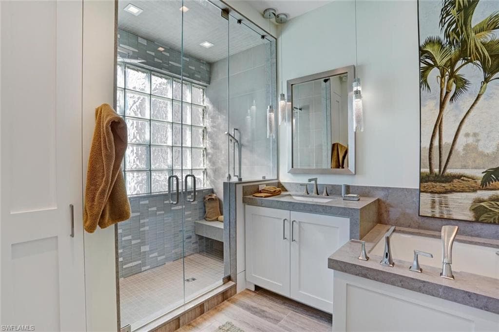 255 Barefoot Beach BLVD 4-29