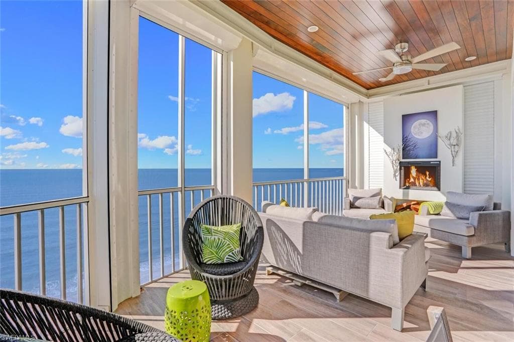 255 Barefoot Beach BLVD 4-4