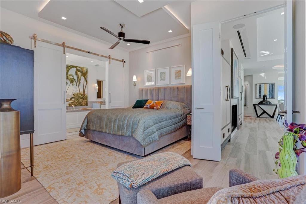 255 Barefoot Beach BLVD 4-25