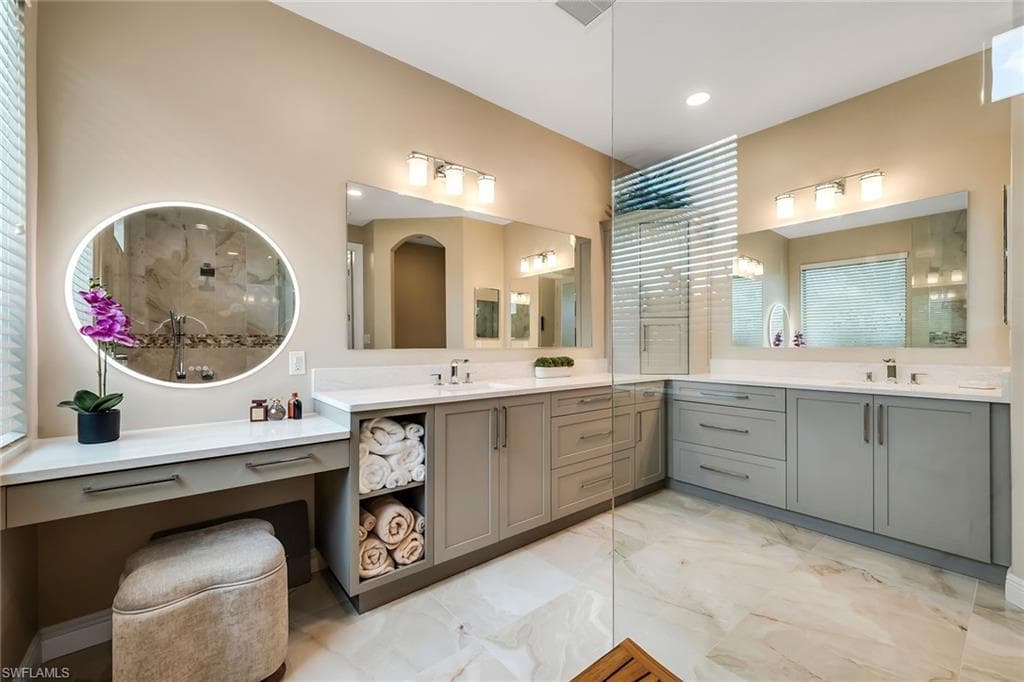 23255 Sanabria LOOP-19
