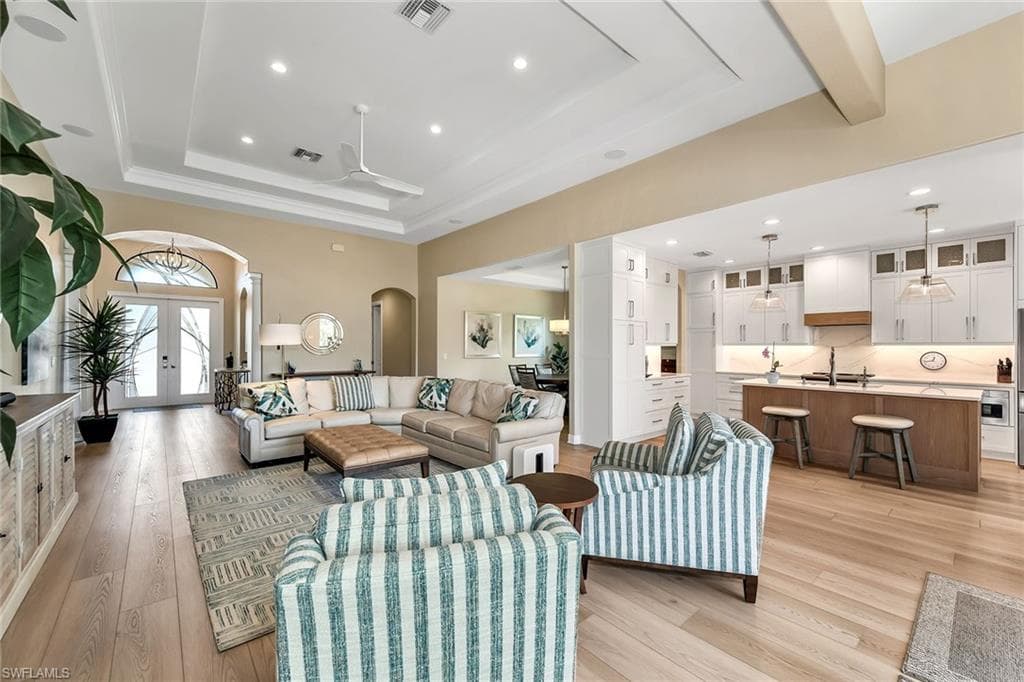 23255 Sanabria LOOP-8