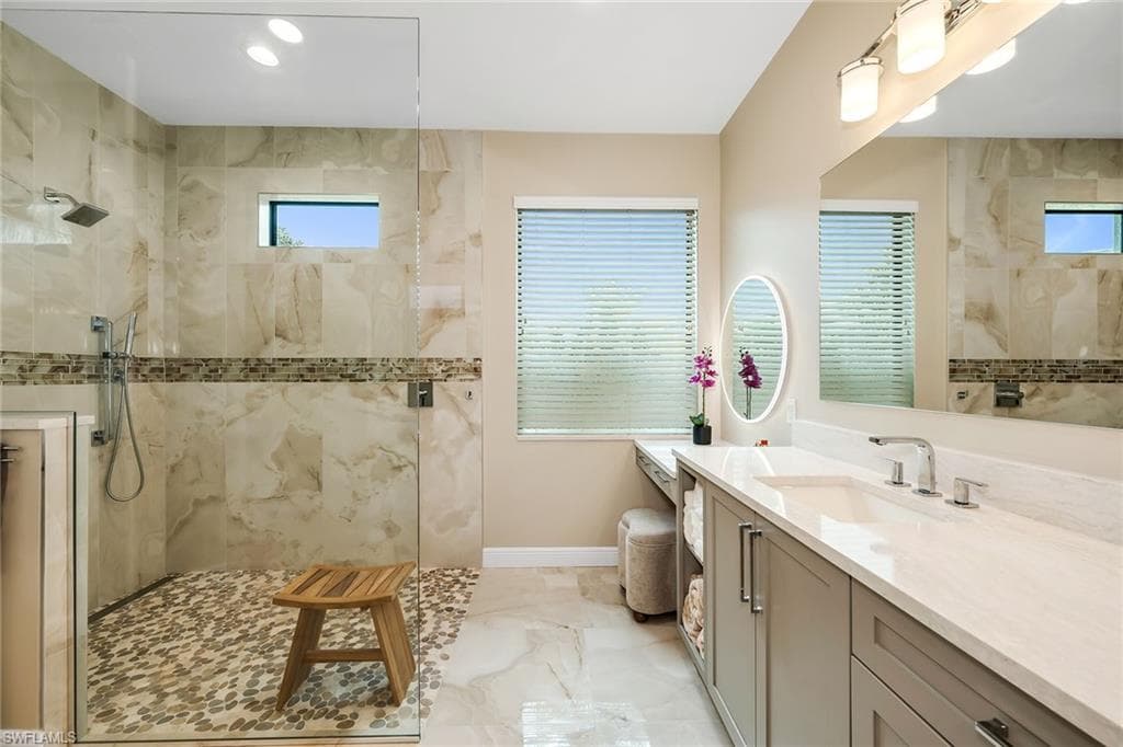 23255 Sanabria LOOP-21