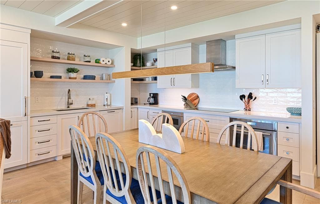 265 Barefoot Beach BLVD 203-5