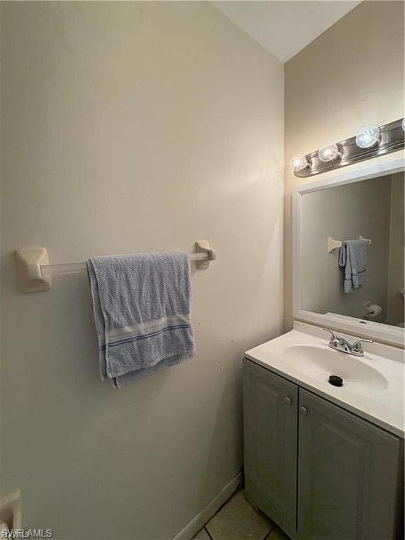 1005 SW 48th TER 8-16
