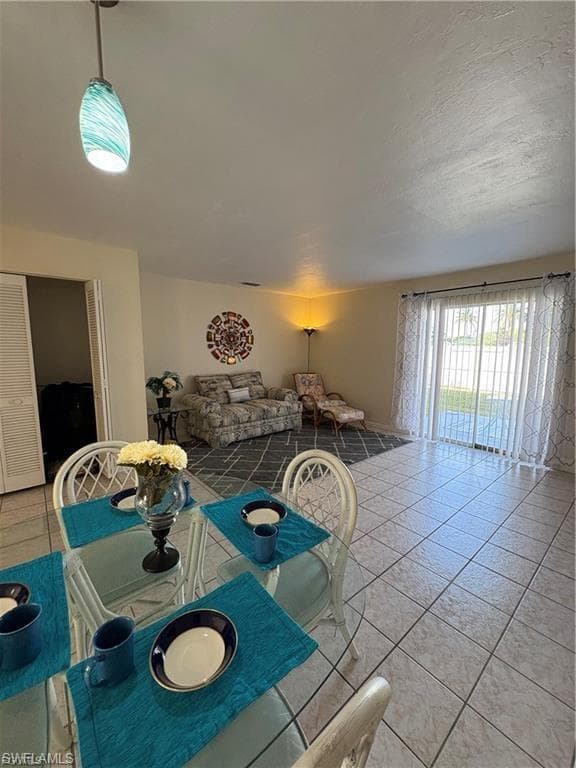 1005 SW 48th TER 8-7